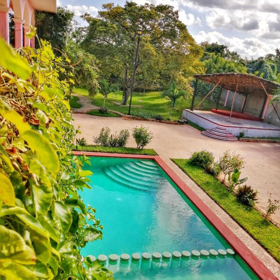 Hotel Saak Luum Ruta Puuc à Sacalum Extérieur photo